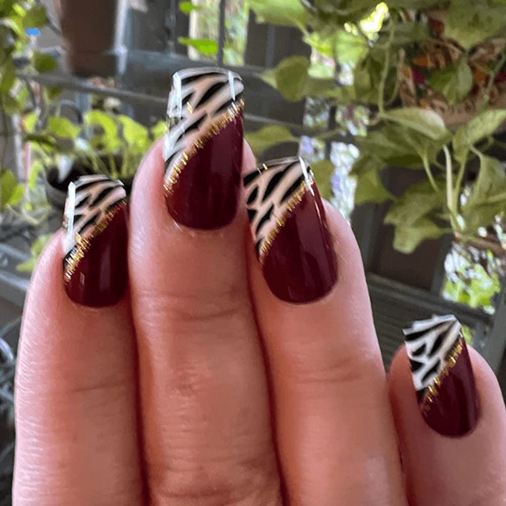 red press on nails