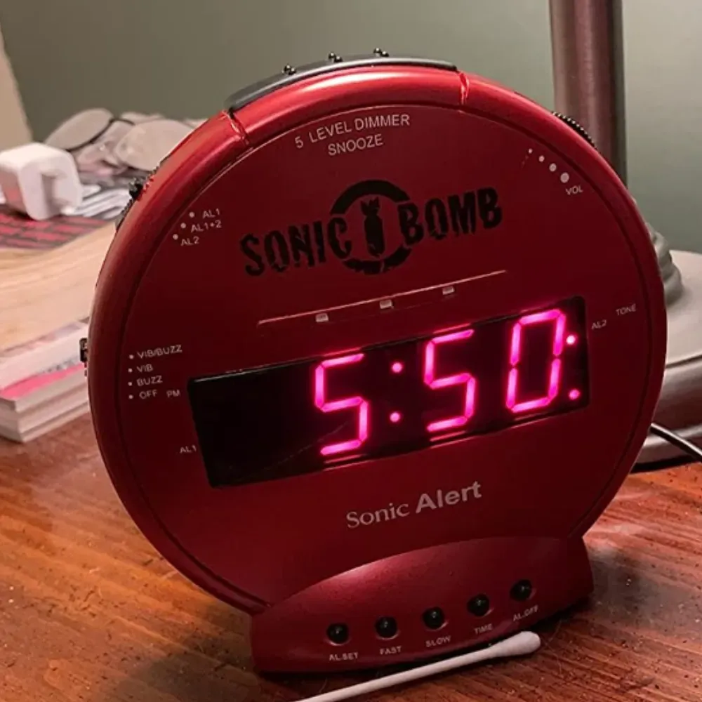 Vibrating alarm clock