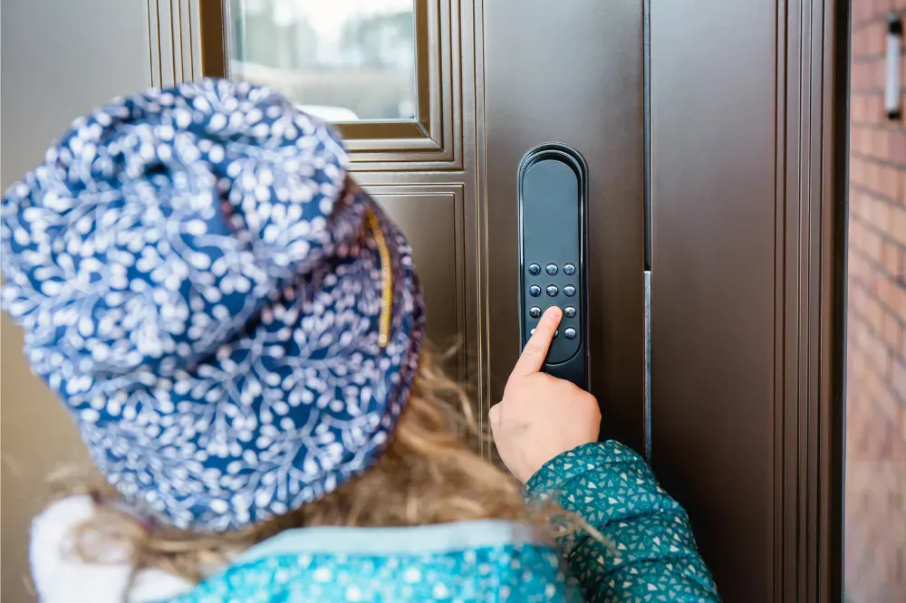 how does smart lock work for airbnb